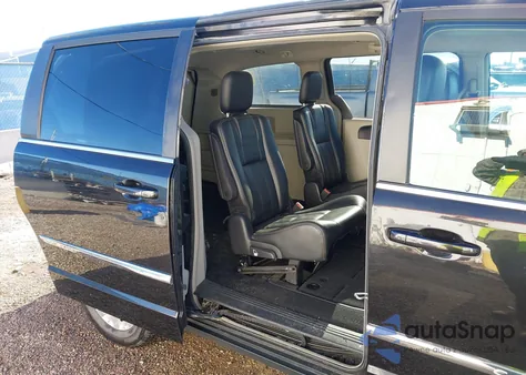 2016 Chrysler Town & Country Touring из США, поврежденный, VIN 2C4RC1BG4GR198032